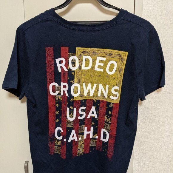 T-shirt - Picture 1 of 3